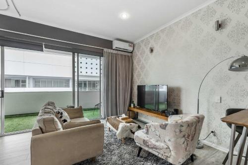 Studio near Viaduct with Balcony Zodiak Stays, Auckland