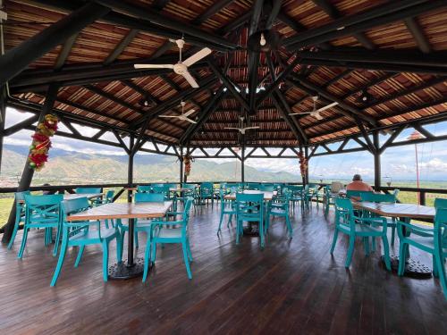 Restorāns, Hotel Los Viñedos (Hotel Los Vinedos) in La Unión (Valle del Cauca)