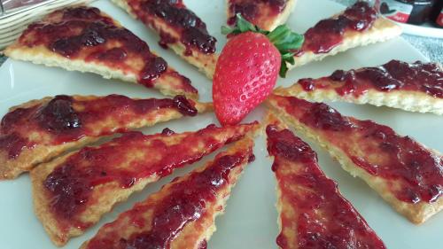 Fly Boutique Hotel - image 4