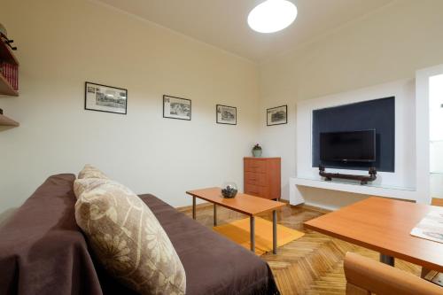 M&M Downtown Apartment - image 9