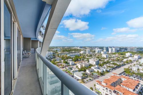 2BR W Resort Birds eye view of it all Professionally Designed - image 3