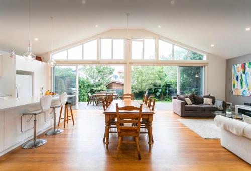 Beach House Close to Manly