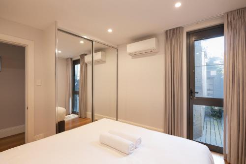 Modern Home in Erskineville w AC and Parking