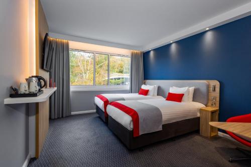 Holiday Inn Express Norwich an IHG Hotel - image 8