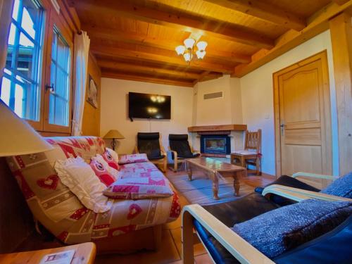 Appartement chalet à Morillon, 3 chambres, parking, proche centre