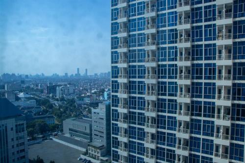 Nice and Cozy 1BR with Extra Room Apartment at Capitol Park Residence By Travelio – Jakarta, NY