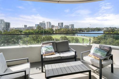 The Grove - Convenient Riverside Living - image 4