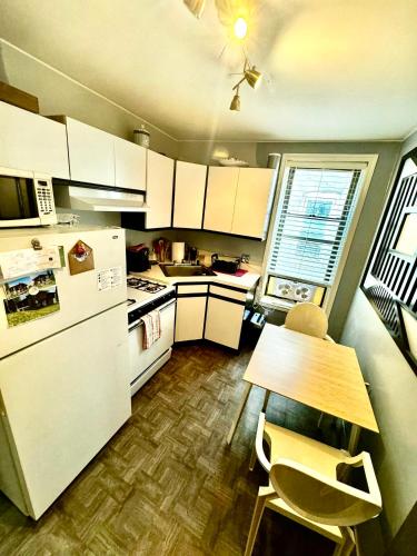 2 Bedrooms Flat 5 minutes from TIMES SQUARE in Long Island City, USA