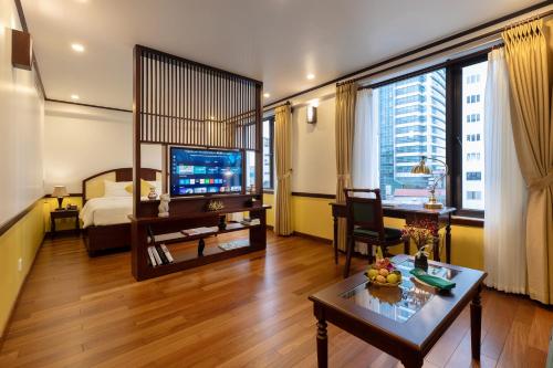 room detail thumbnail 0