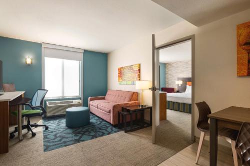 room detail thumbnail 0