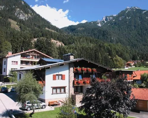 Gästehaus Alpina in Maurach, Österreich