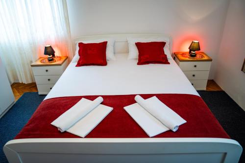 Guest House Cesic - image 8
