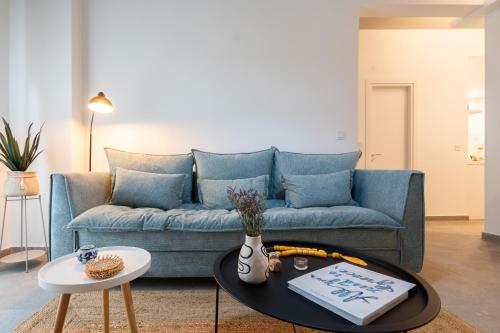 My Happy Greek Home - image 2