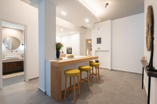 Apartment image 6