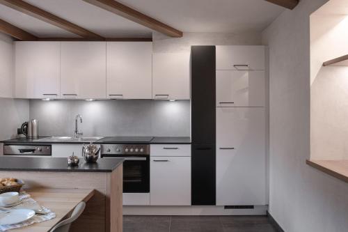 Ciasa Iachin - Dolomites Dream Retreat in San Martino In Badia