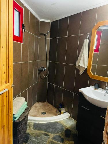 Thomas house Thomas house