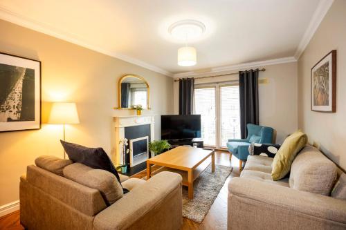 The Picasso - Trendy 2 bd Ap- Dublin 4 - Super Fast WIFI, Dublin