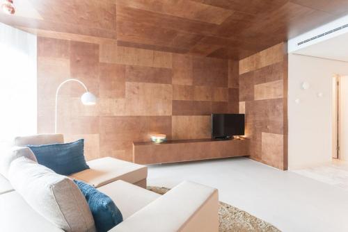 EMA House Hotel Suites - image 8
