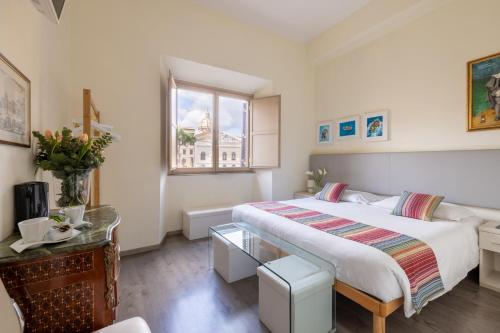 Temple View FCollection Superior Relais – Rome
