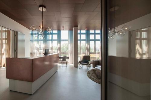 EMA House Hotel Suites