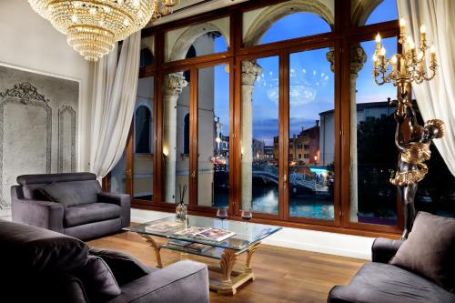 Swan DolceVita Prestige Stay - Canal View & Exclusive Experience, Venedig (Foto 10)
