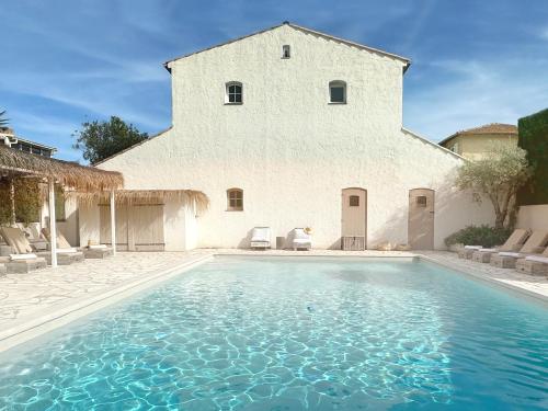 Blanc Sable Hotel