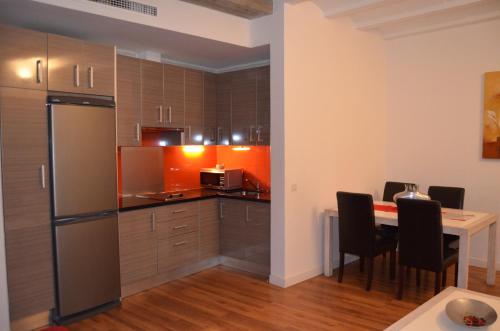 One-Bedroom Apartment image 1