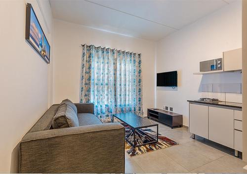 Retreat in Randburg - The Base Apartments, Ferndale near Delta Park