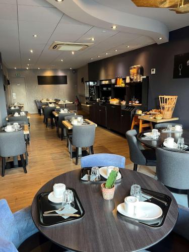 Logis Hôtel.com Restaurant l'Ardoise - image 3