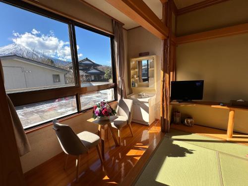 Japanese-Style Room
