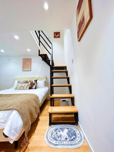 One-Bedroom Apartment image 1