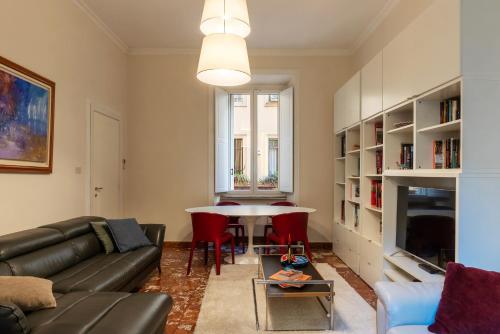 JOIVY Charming 3BR flat near the Vatican, Řím (fotografie 2)