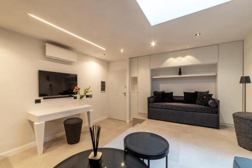 JOIVY Borghese Luxury Suite, Rome (photo 8)