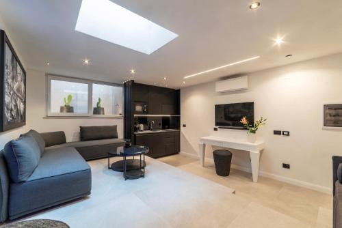 JOIVY Borghese Luxury Suite, Rome
