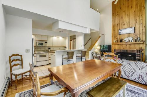 Colony Club C12 in Killington, USA
