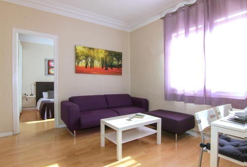 Classbedroom Barcelona Sagrera Apartment, Barcellona
