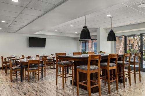 Four Points by Sheraton Greensboro Airport - image 9
