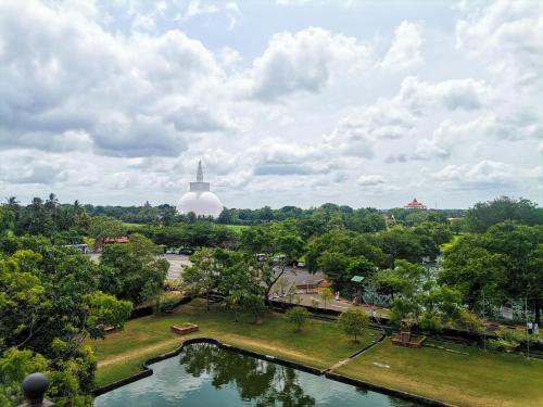 周辺観光スポット, Ancient Breeze HomeStay in アヌラーダプラ