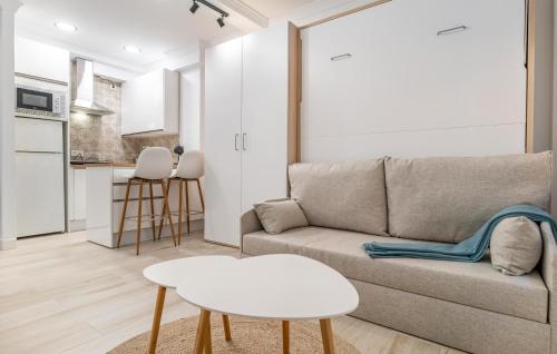 Apartment image 6