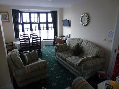 Royal Hotel (Adults Only) - image 4
