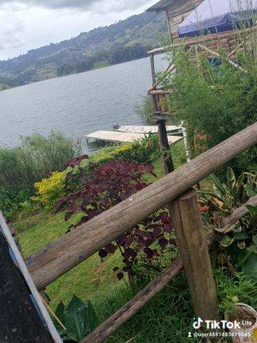 Weaver Bird Hostel in Kabale