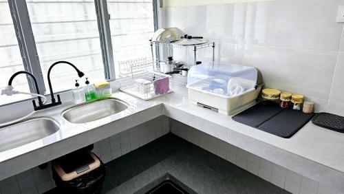 4-12pax Sawatt Homestay at Subang - Entire House 4-12pax Sawatt Homestay at Subang - Entire House