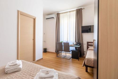 Castel Sant'Angelo Inn, Rome (photo 3)