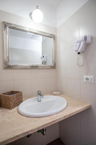 Castel Sant'Angelo Inn - image 4