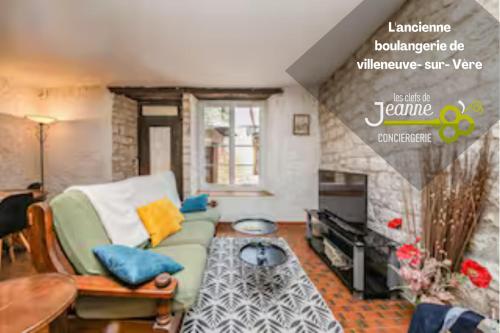 L'ancienne boulangerie de Villeneuve- sur- Vère gîte à louer Castanet