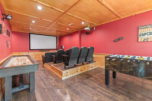 Blackberry Splash Pool Cabin in Pigeon Forge, USA