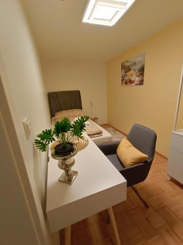 Luxus Apartment KFJ in โฮเอเนมส์