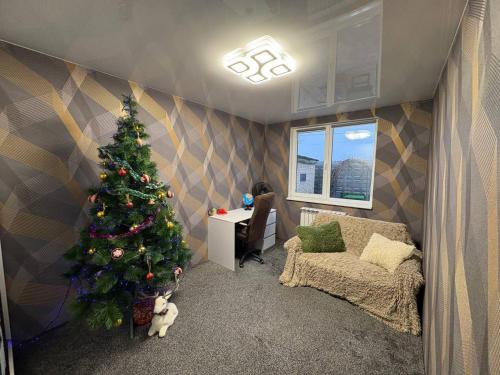 Шикарный дом возле леса (Шикарныи дом возле леса) in 鮑里斯皮爾