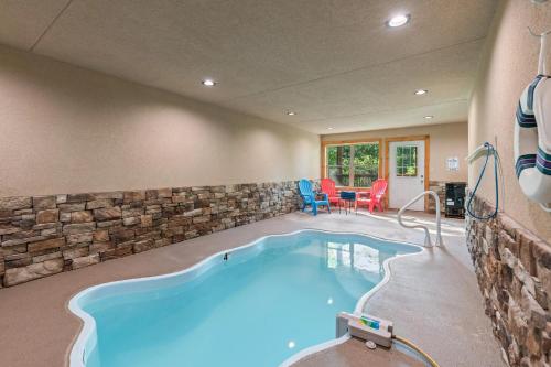 Blackberry Splash Pool Cabin in Pigeon Forge, USA