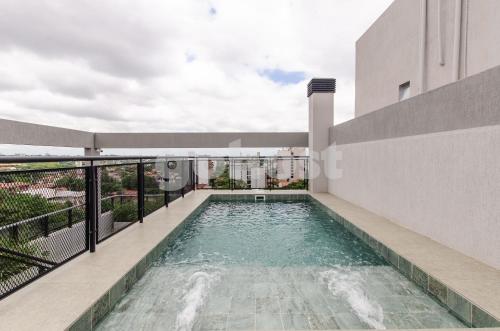 Luxe 2 Bedroom Apt In The Heart Of Villa Morra in 馬里亞諾羅克阿隆索